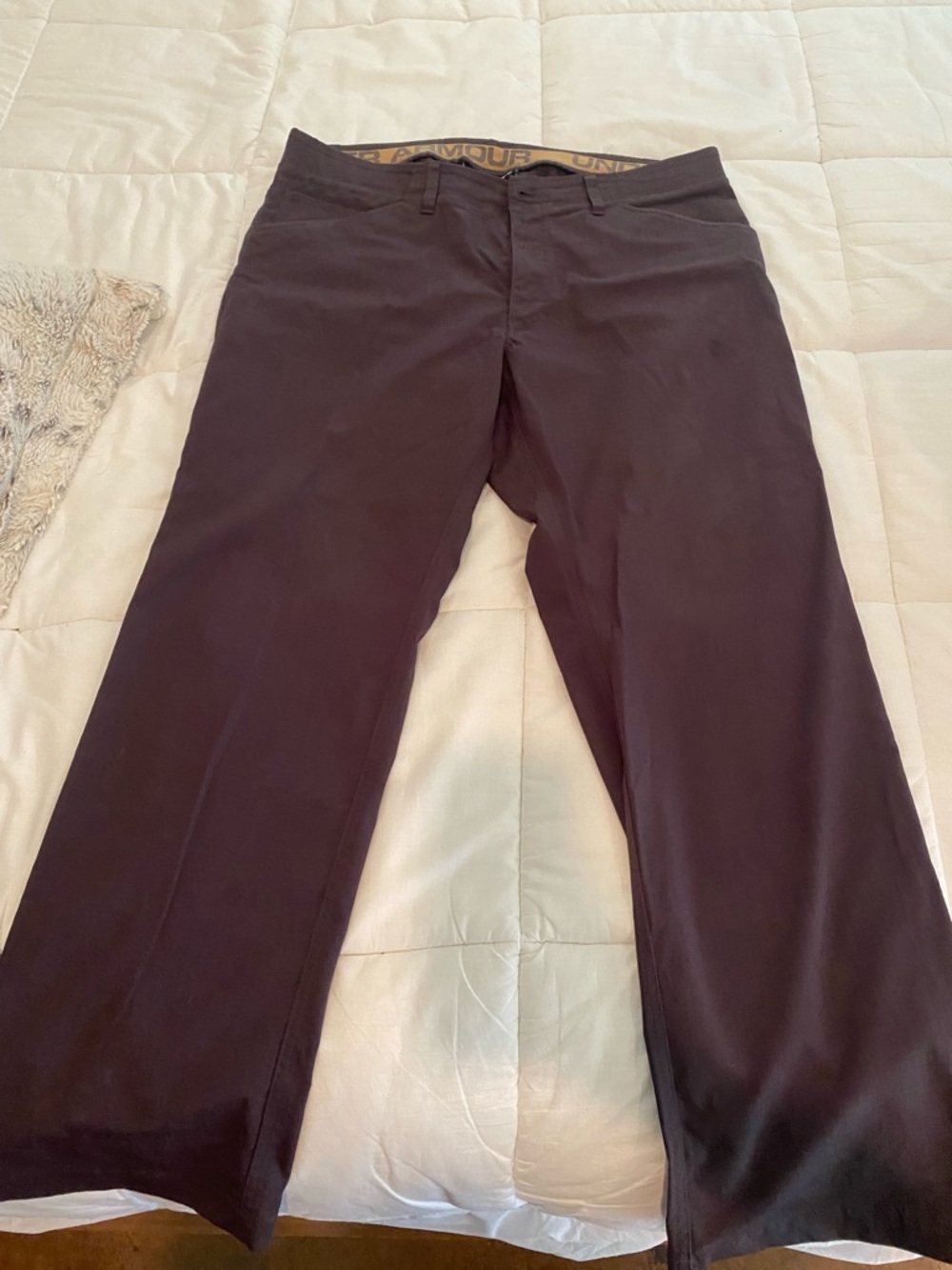 Under Armour Men's Black Cargo Pants